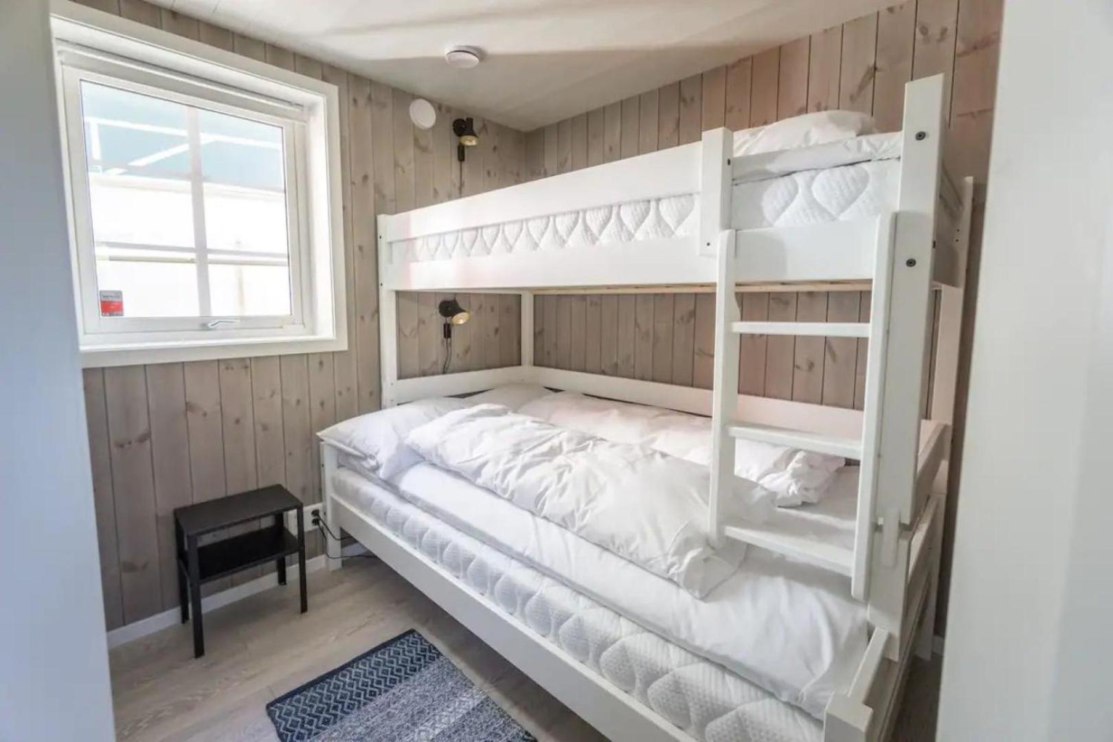 Madelhea Cabin- Seaview Lodge Reine Buitenkant foto